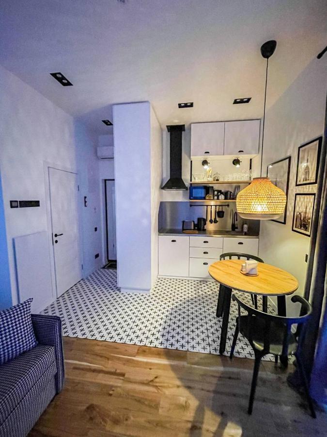Poetry Apartments In The City Center Harkiv Dış mekan fotoğraf