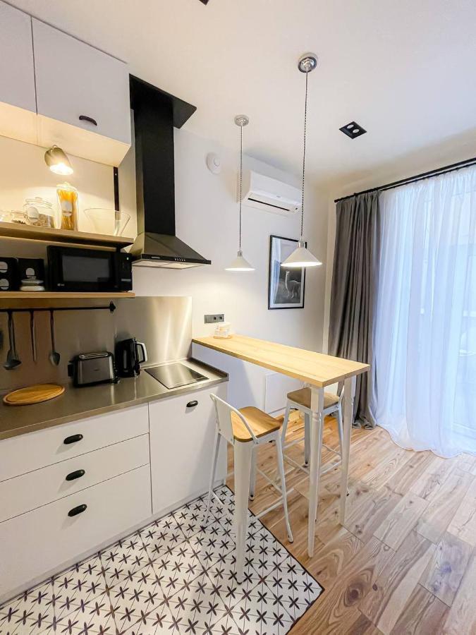 Poetry Apartments In The City Center Harkiv Dış mekan fotoğraf