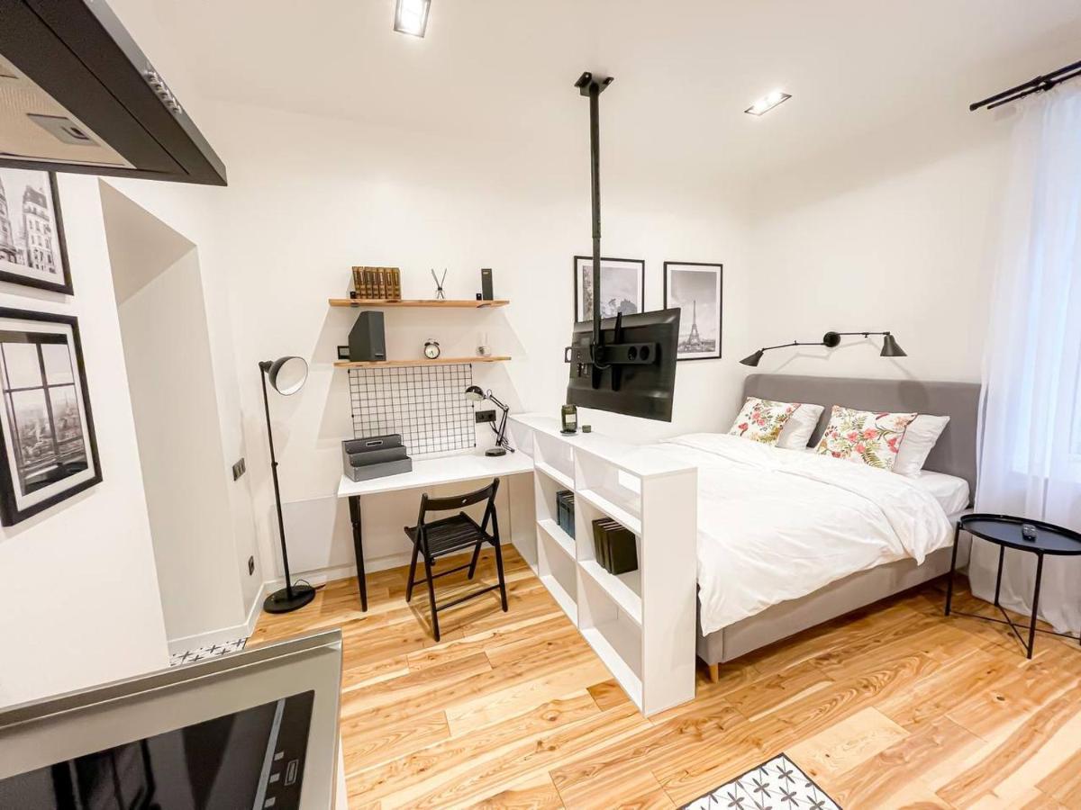 Poetry Apartments In The City Center Harkiv Dış mekan fotoğraf